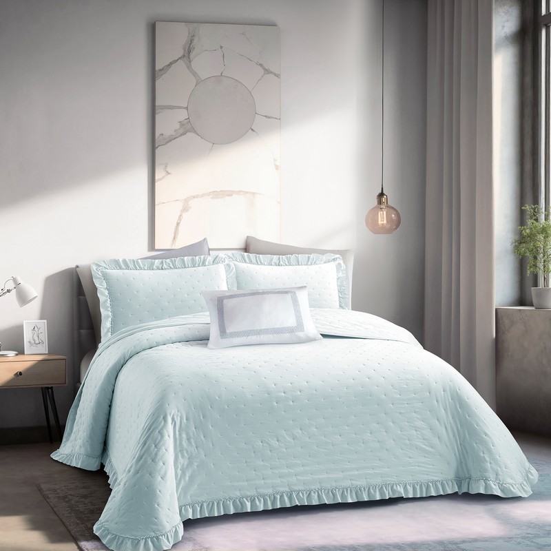 Bouti Quilt Toja White | Best Home Stores